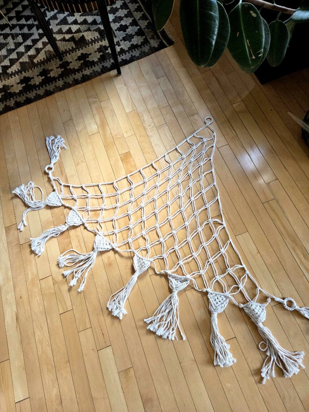 Decorative Macrame toys storage to hold stuffed animals